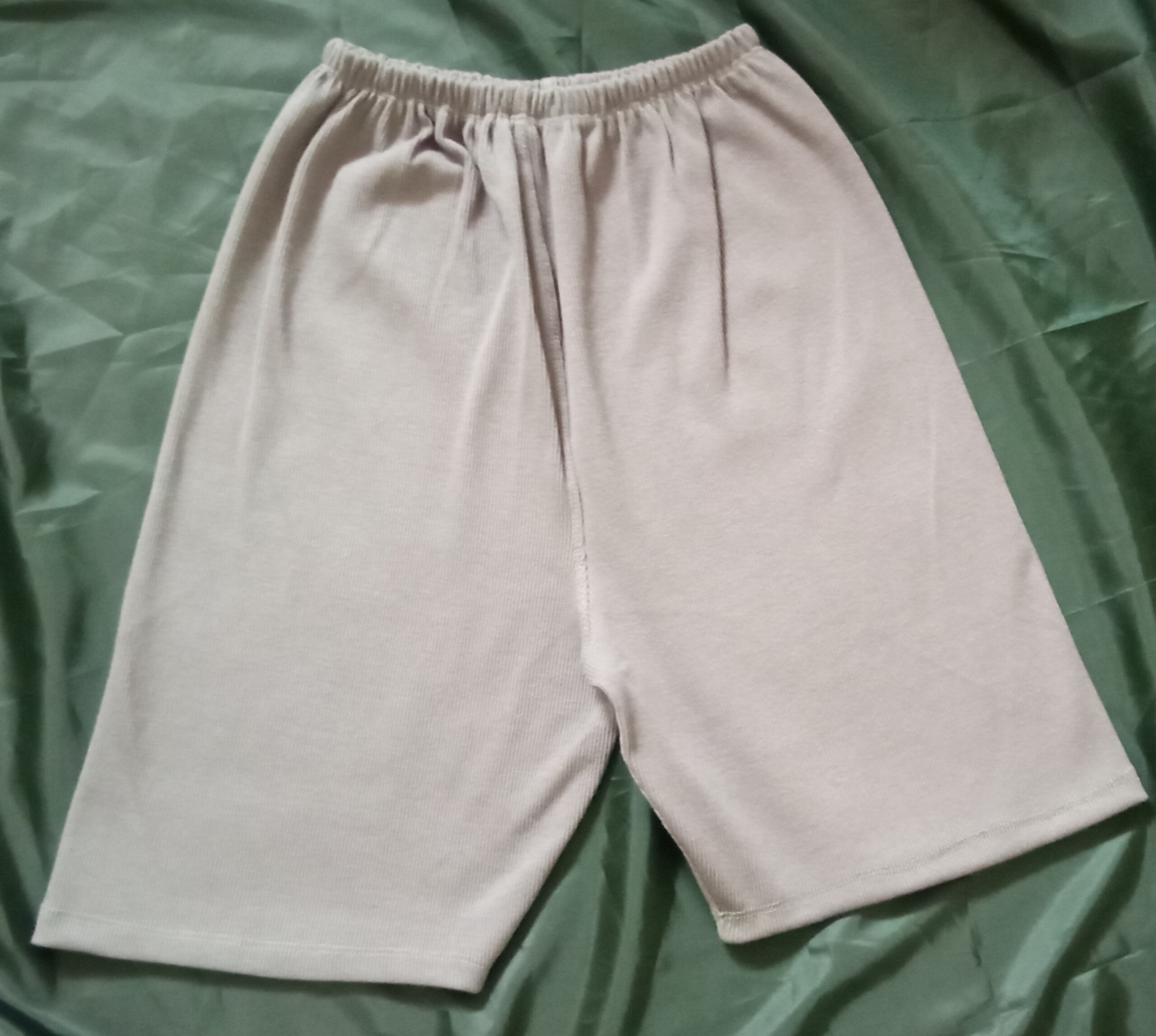 شلوارک کبریتی طوسی